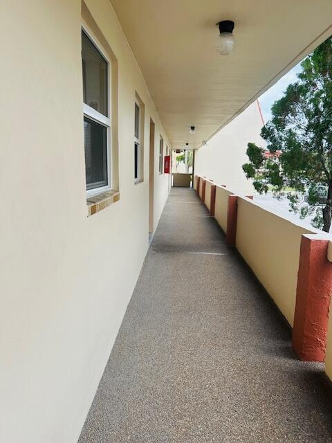 8000 Sunrise Lakes Drive N 209