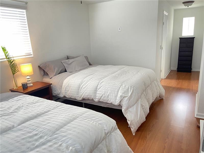 Fairfax Brolliar Add Sec - Residential Lease