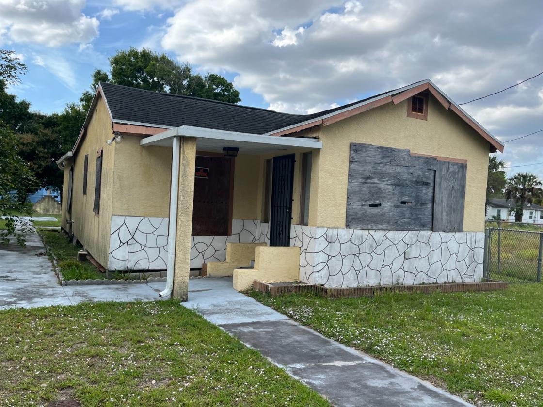 View Fort Pierce, FL 34950 house