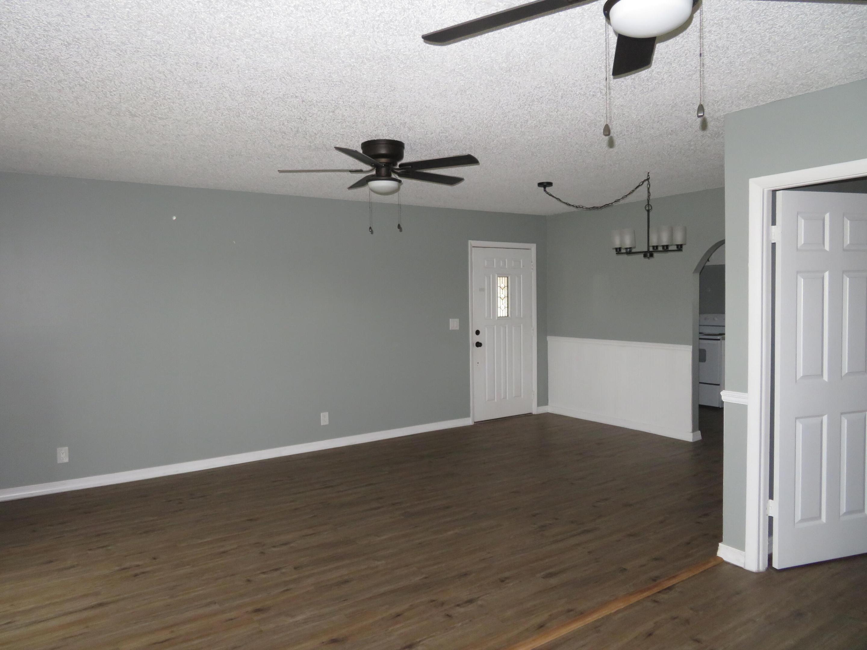 GOLDEN LAKES VILLAGE CONDO 1 THRU 13-A - Residential Lease