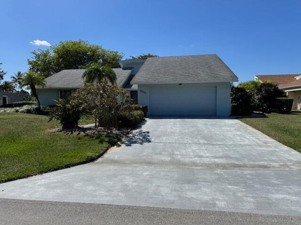 Photo of 6220 Celadon Circle, West Palm Beach, FL 33418 (MLS # R11069219)