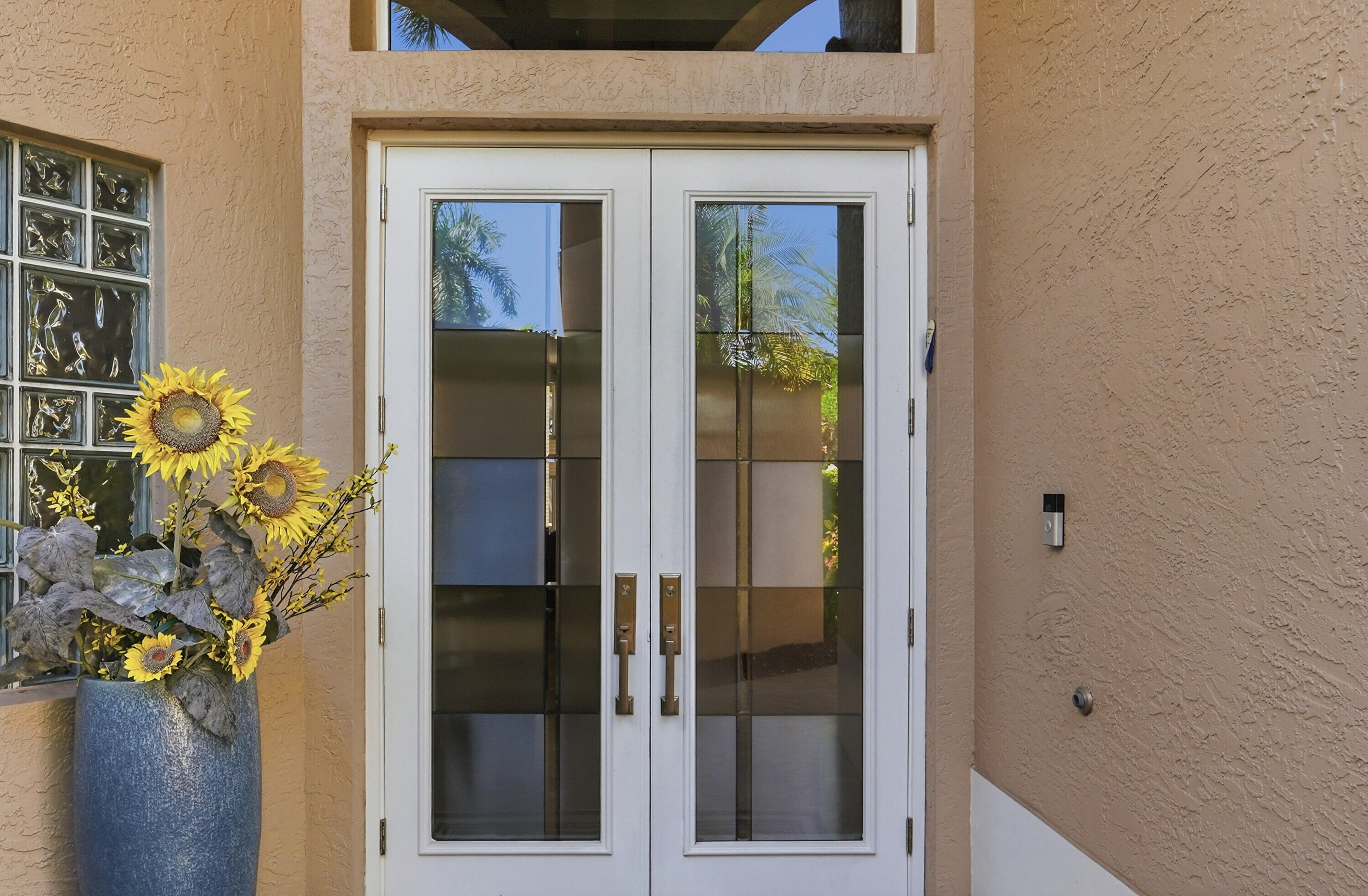 16197 Villa Vizcaya Place
