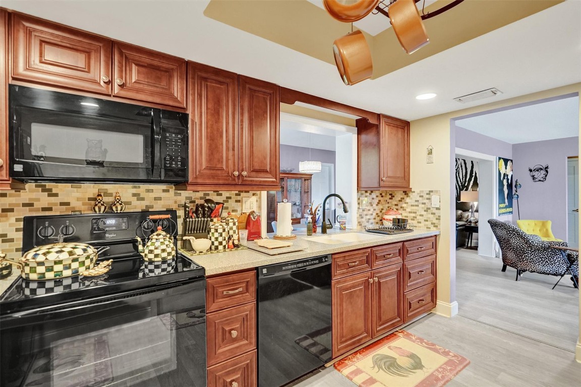 Leisureville Fourth Sec 6 - Residential