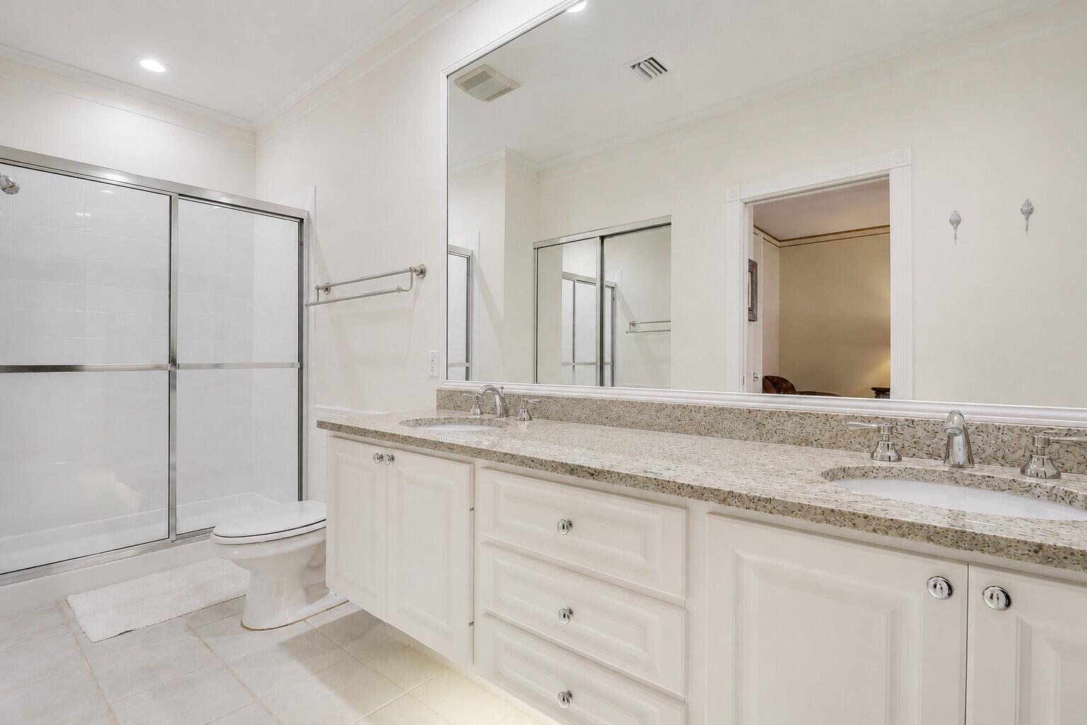TEQUESTA OAKS - Residential