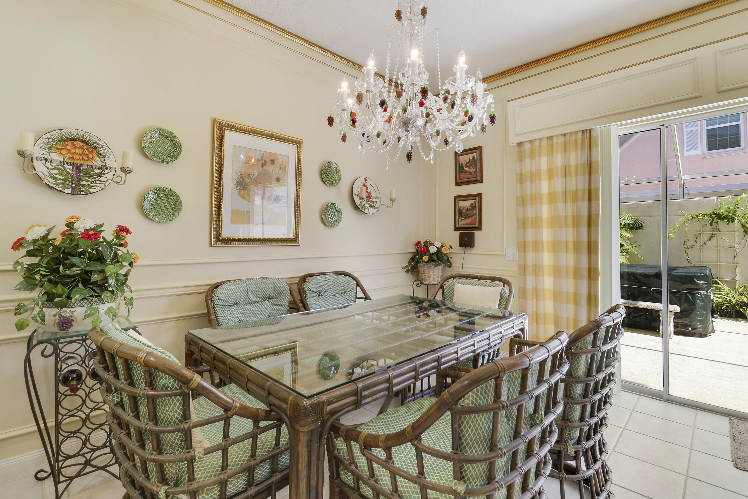 TEQUESTA OAKS - Residential