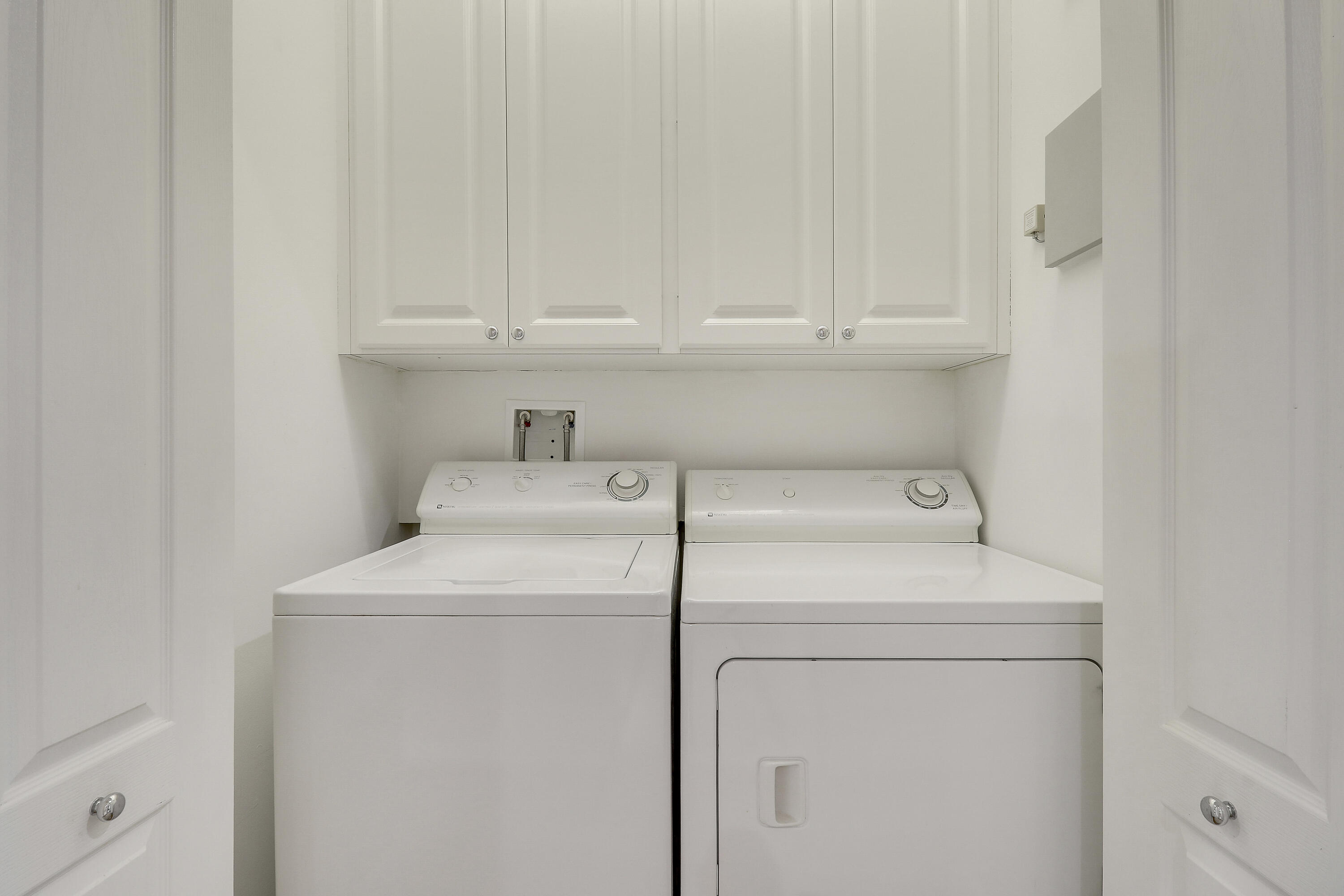 TEQUESTA OAKS - Residential