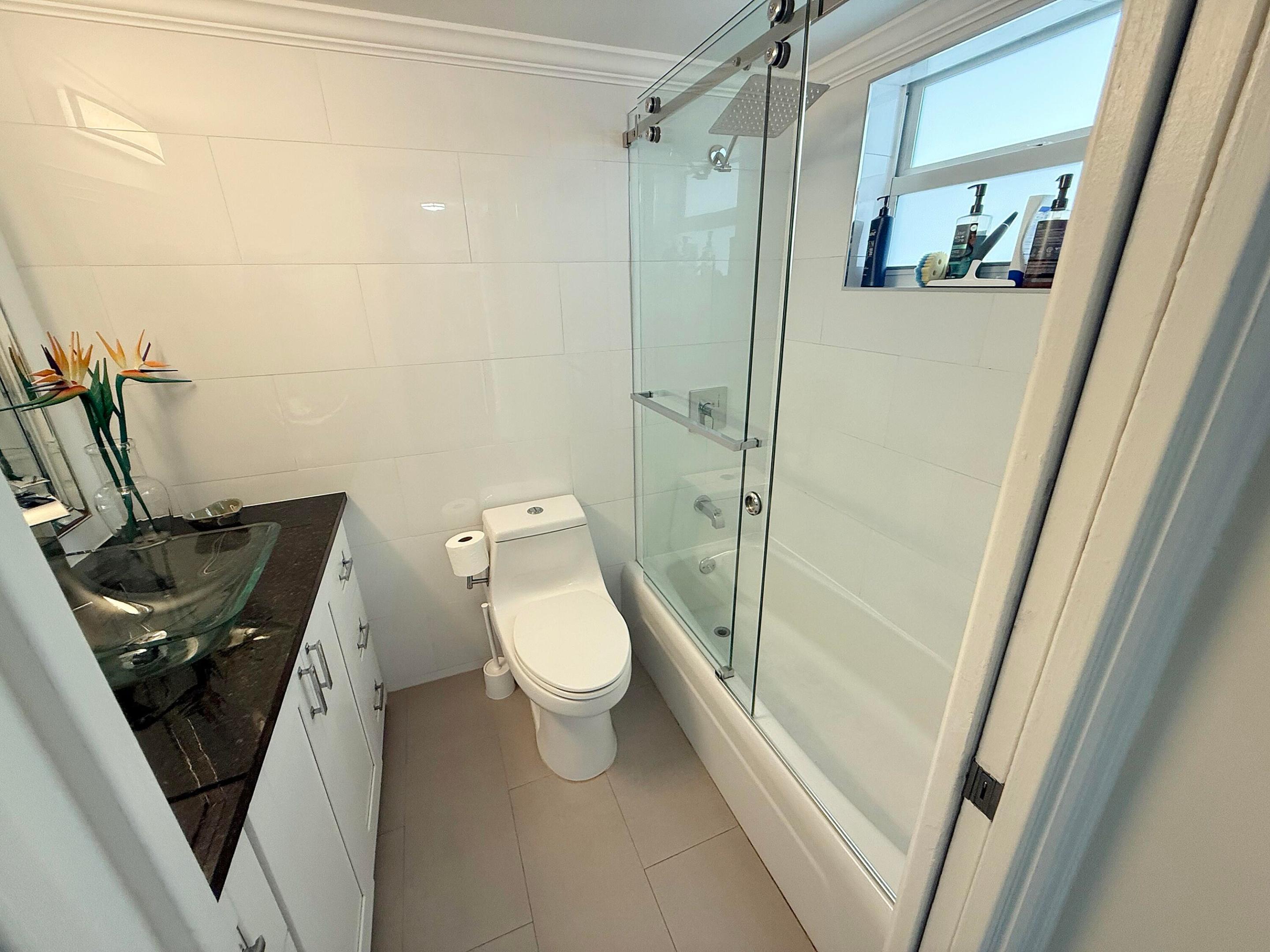 201 N Ocean Boulevard Ph2