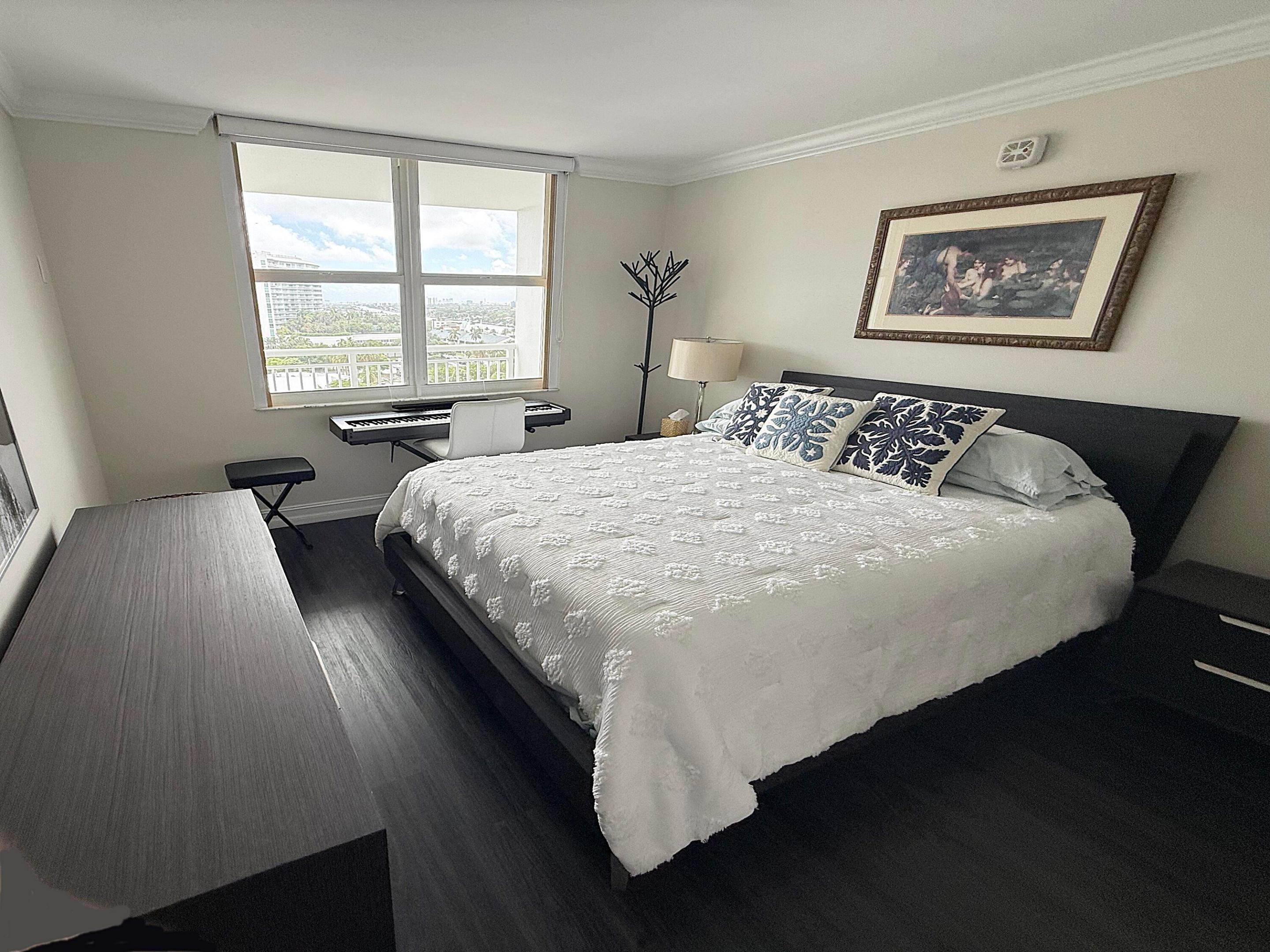 201 N Ocean Boulevard Ph2