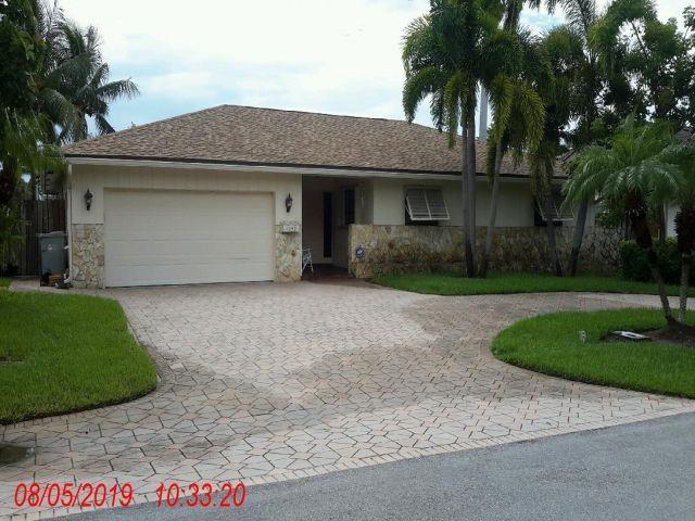 Country Club Isles 42-40 - Residential