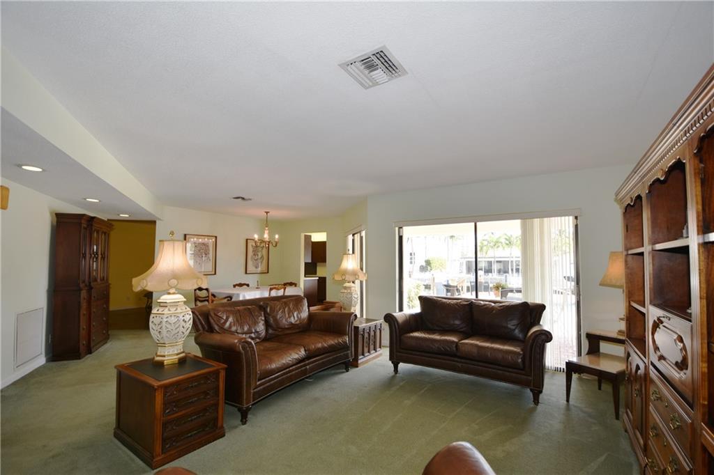 Country Club Isles 42-40 - Residential