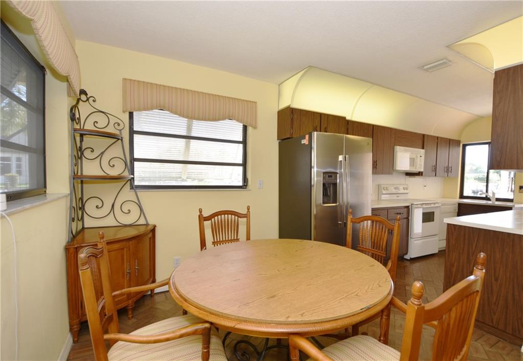 Country Club Isles 42-40 - Residential