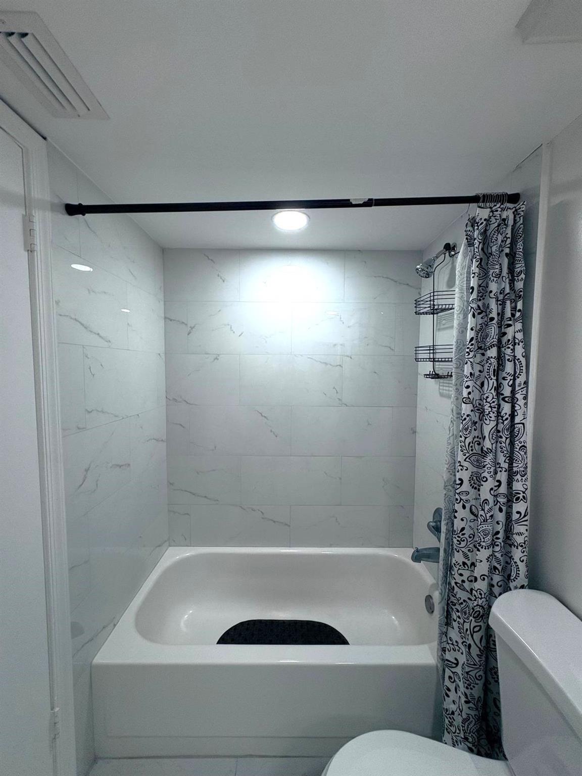 Palm Village Condo - Residential Lease