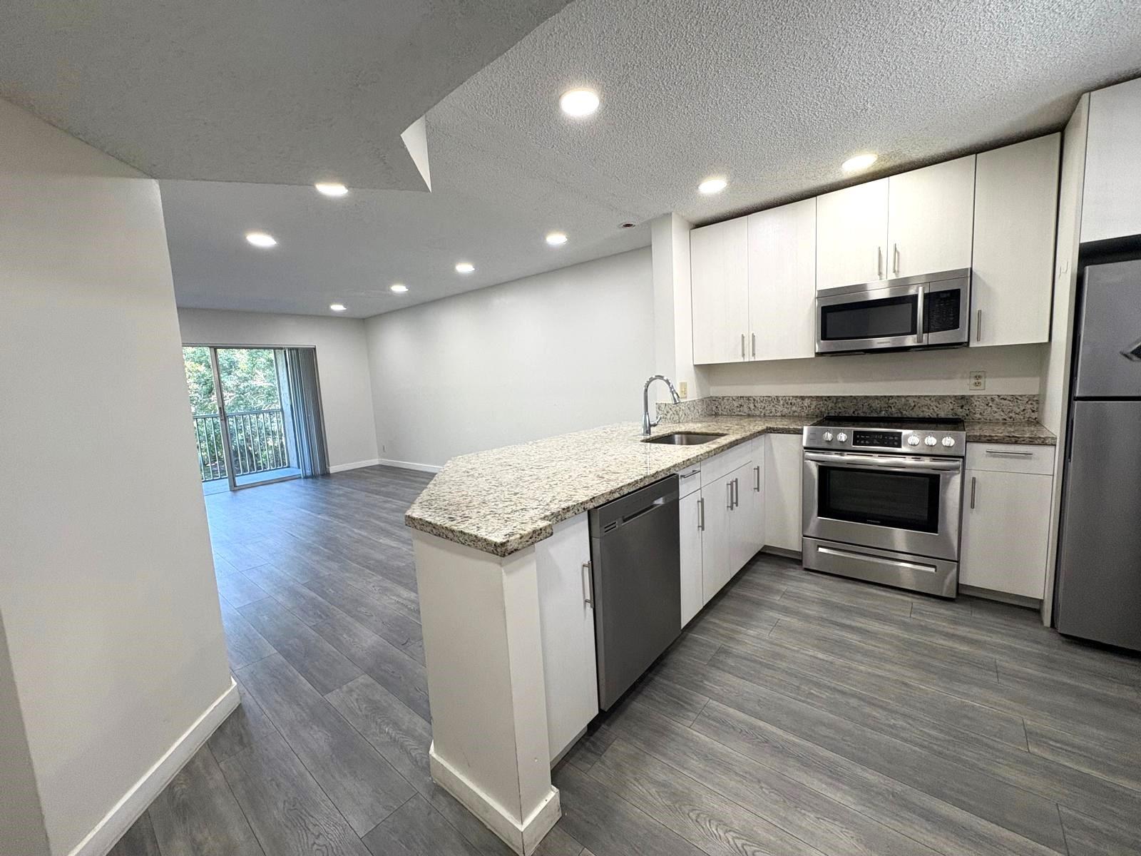 Palm Village Condo - Residential Lease