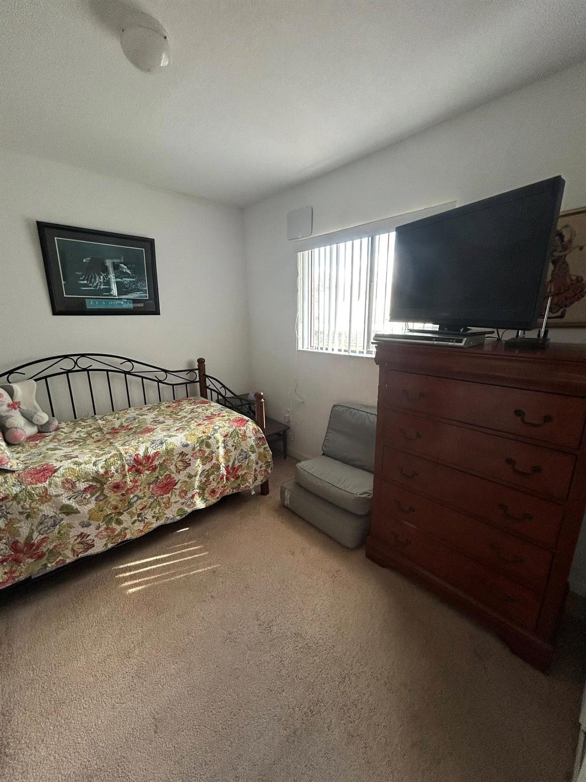 VISTA VERDE - Residential