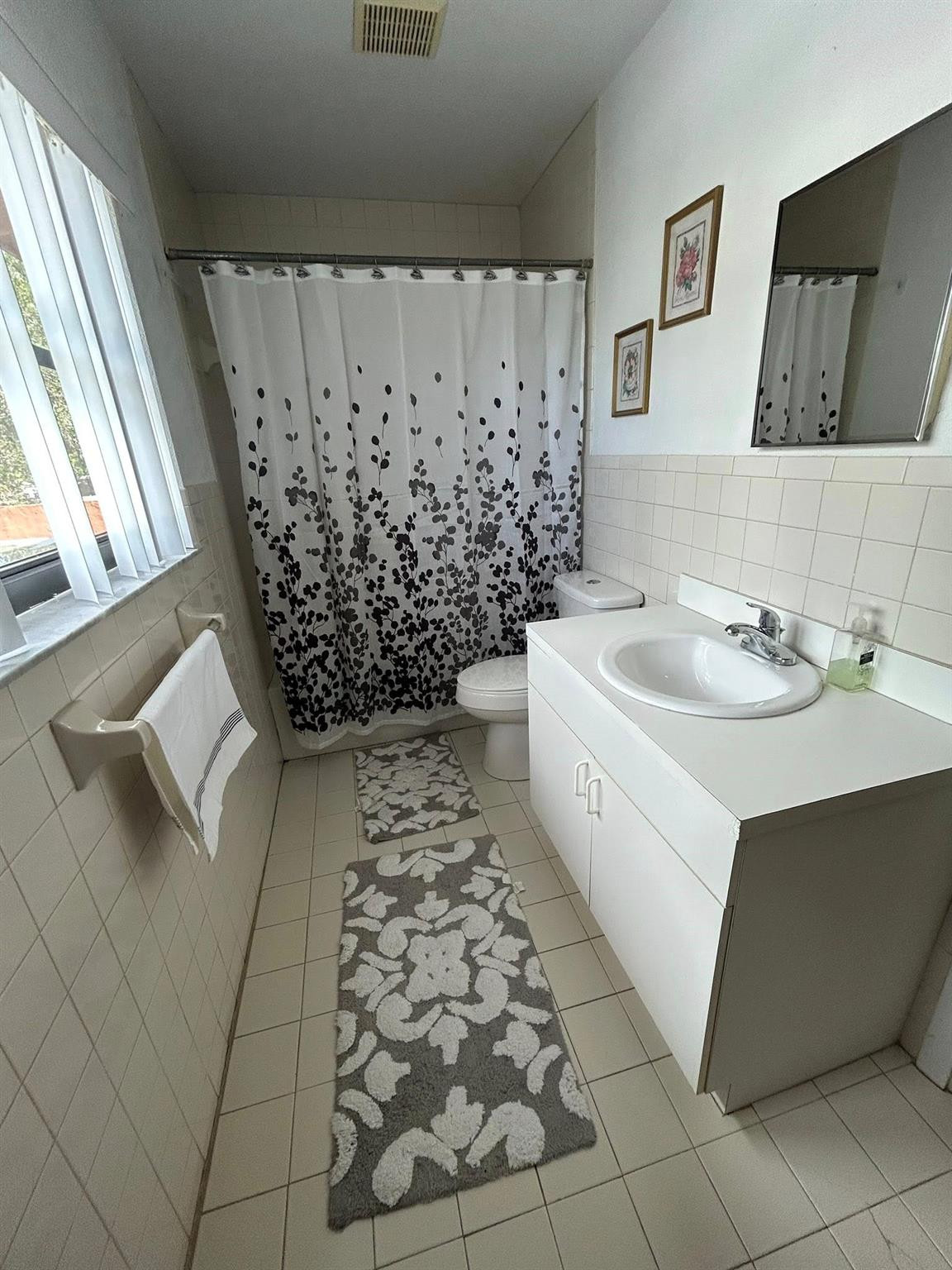 VISTA VERDE - Residential