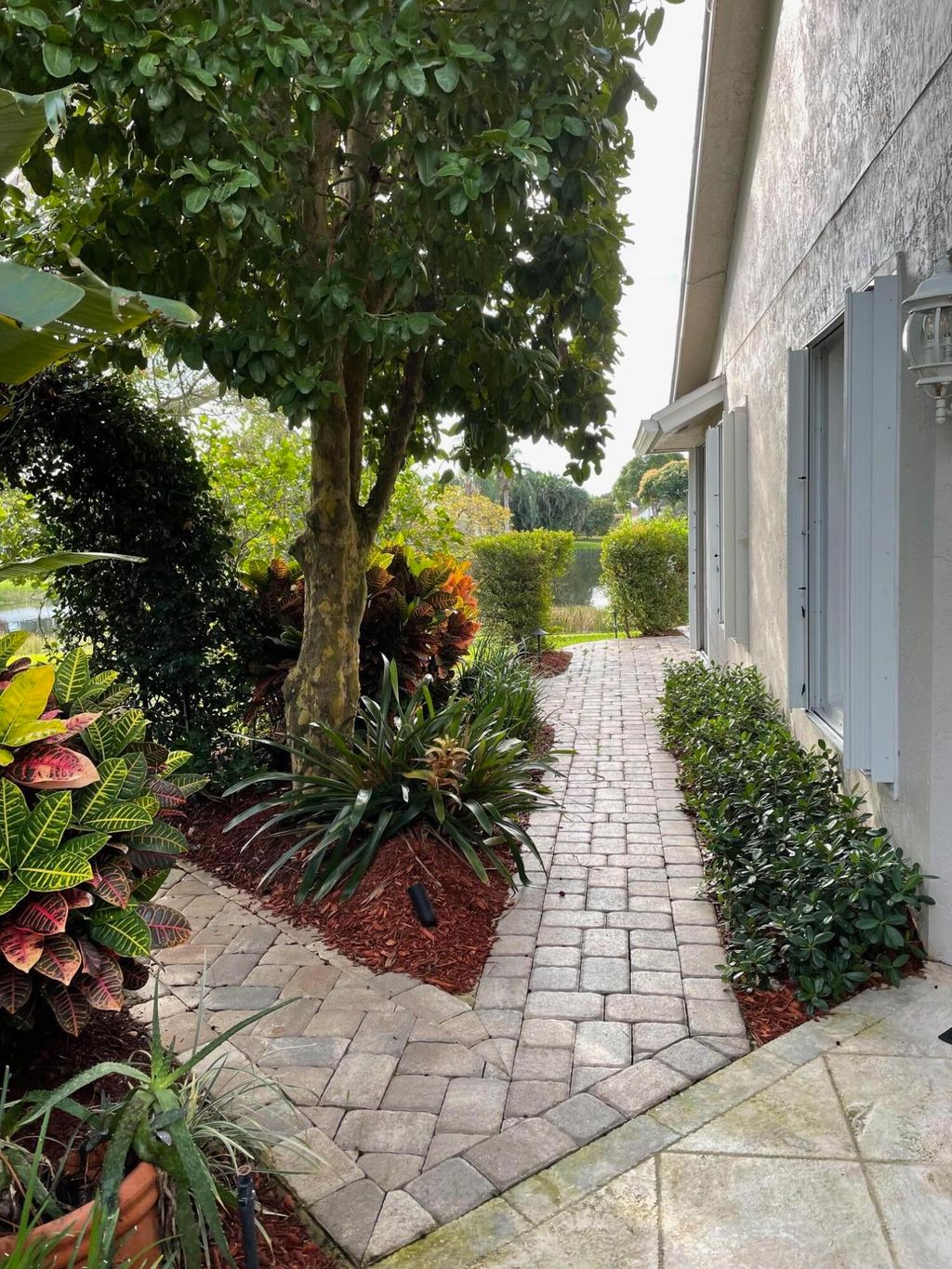 Photo of 46 Desford Lane, Boynton Beach, FL 33426 (MLS # R10770328)