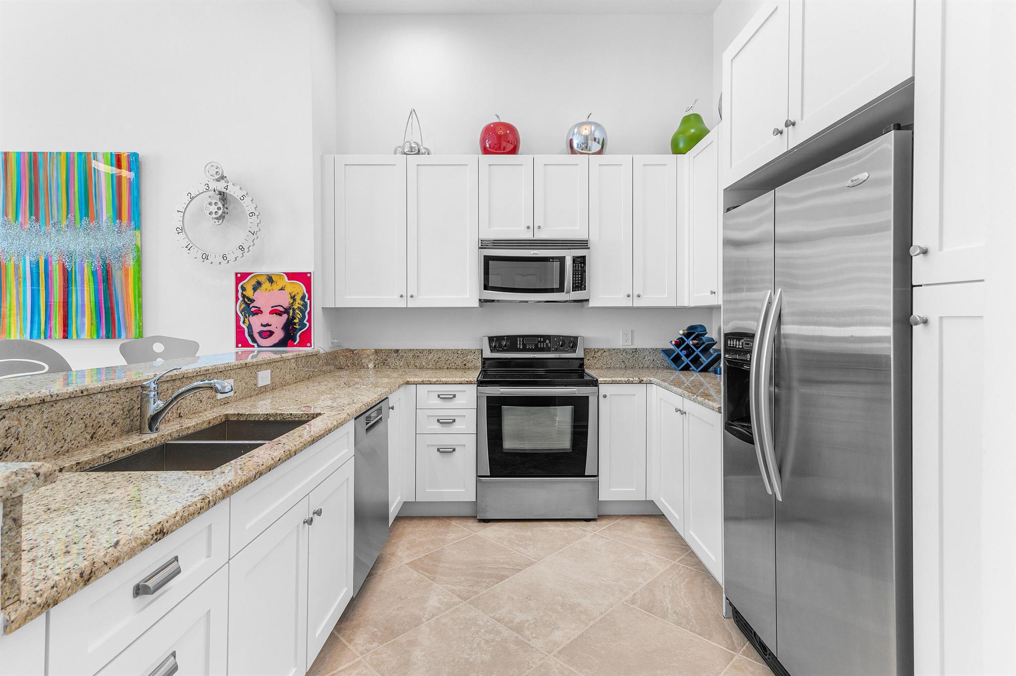 701 S Olive Avenue 511