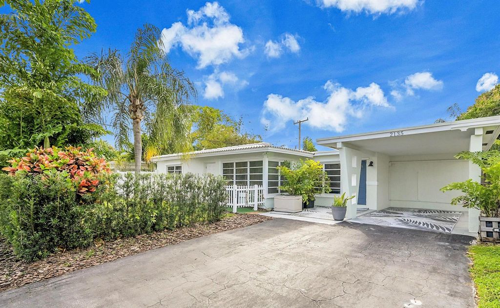 Photo of 2135 NE 4th Way, Boca Raton, FL 33431 (MLS # R11097179)