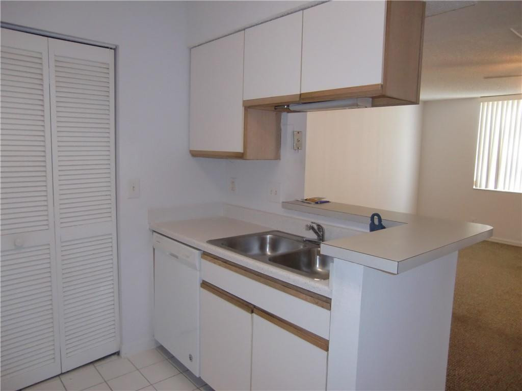 4045 Mcnab Road 201 G