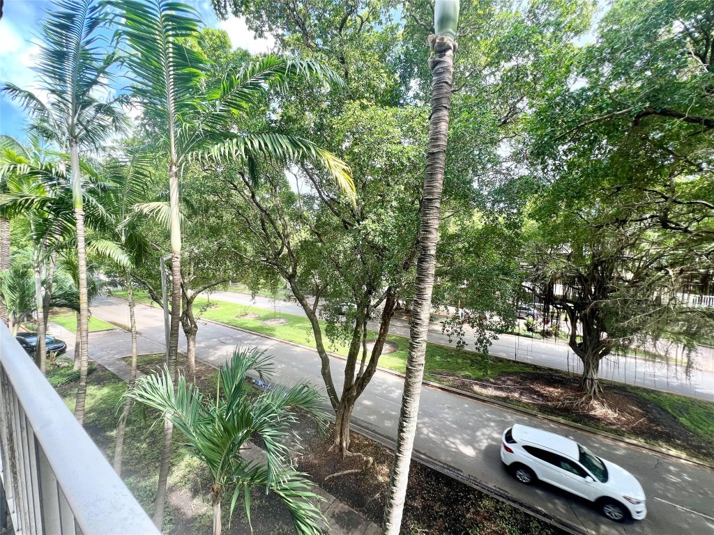 BAYVIEW PALMS CONDO - Residential