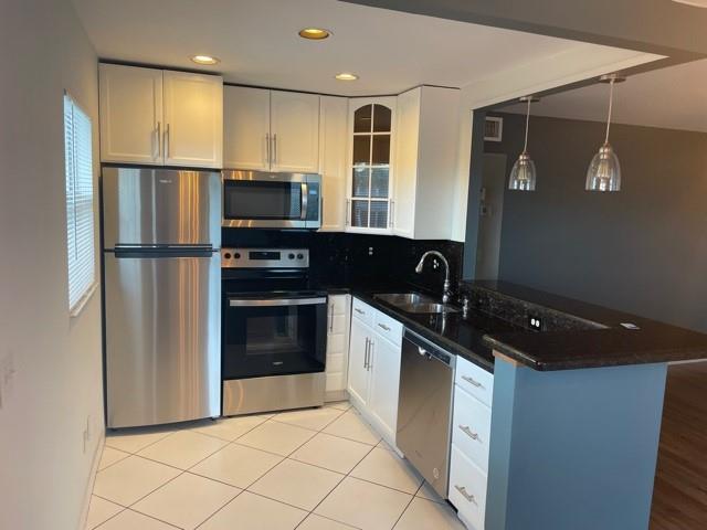 KINGS POINT - Residential