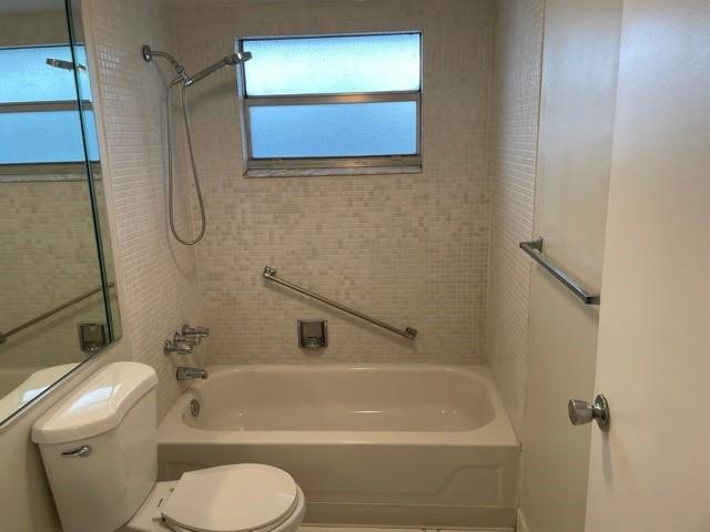 KINGS POINT - Residential