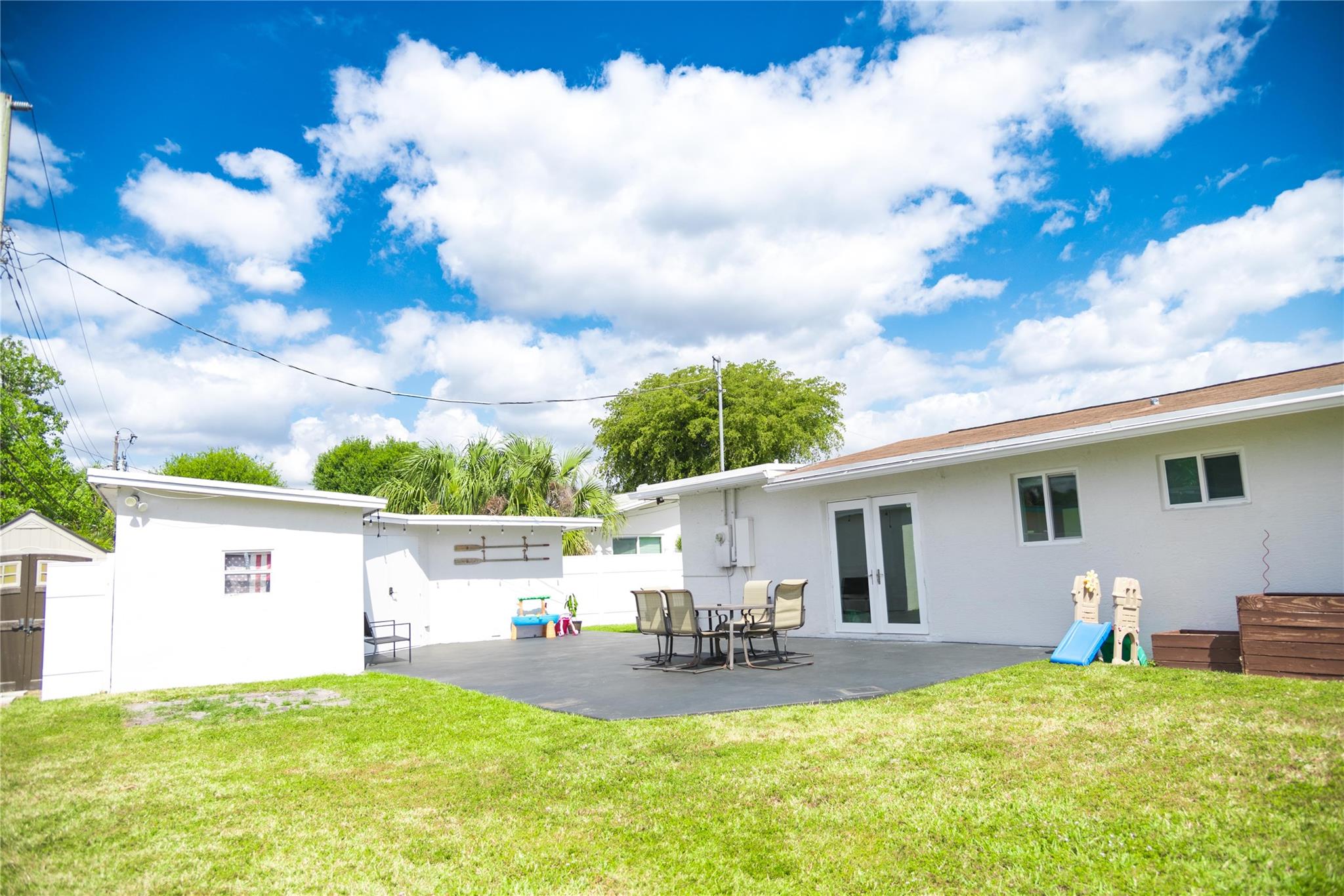 Margate 5th Add 46-28 B - Residential Lease