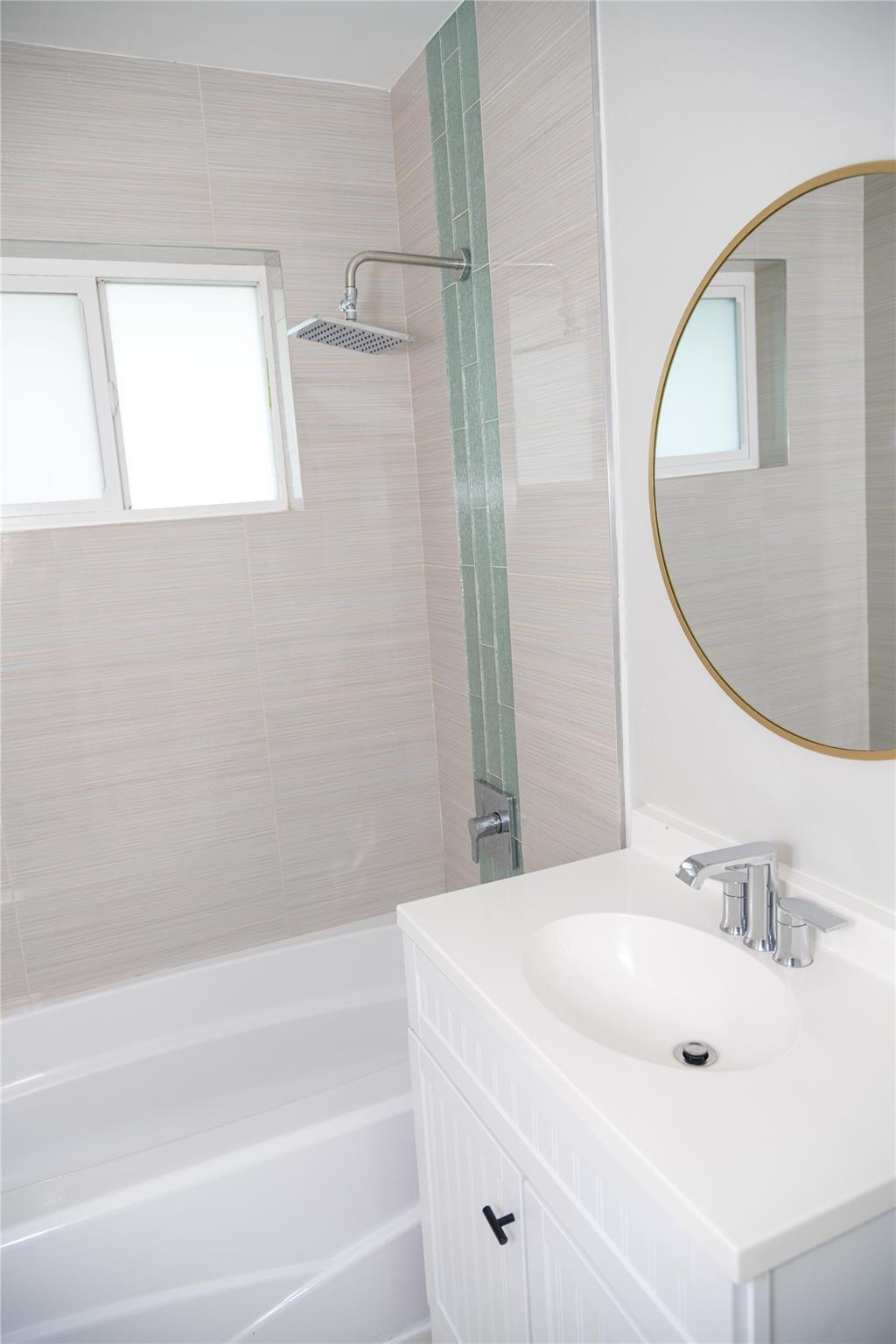 Margate 5th Add 46-28 B - Residential Lease