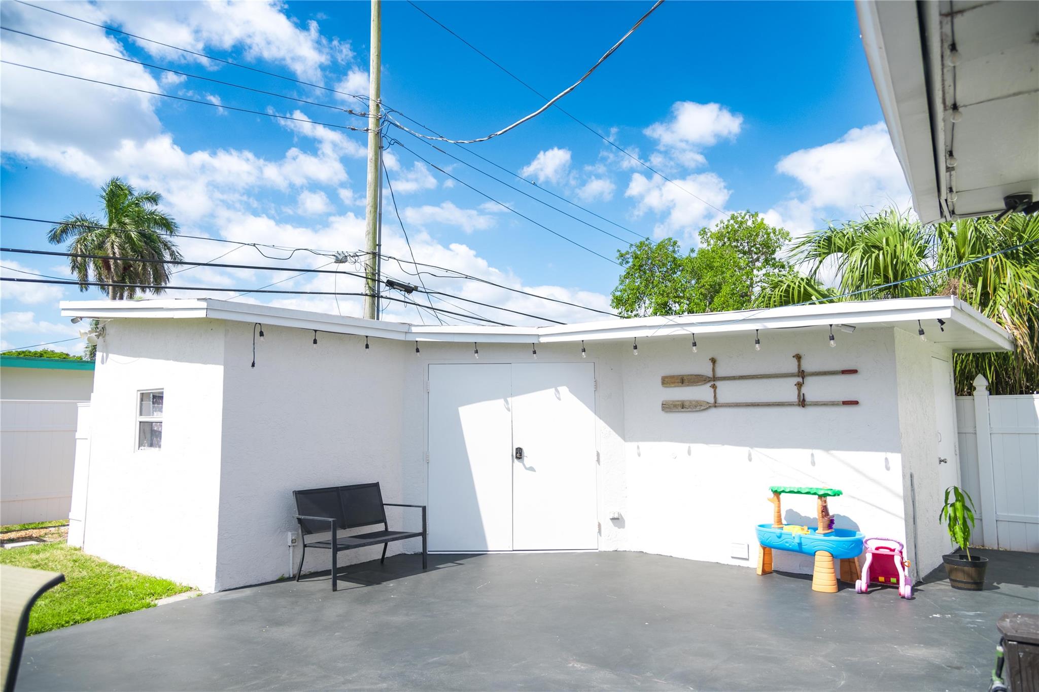 Margate 5th Add 46-28 B - Residential Lease