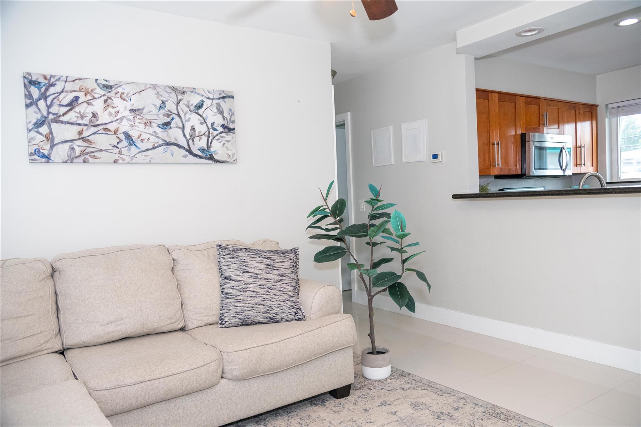 Margate 5th Add 46-28 B - Residential Lease