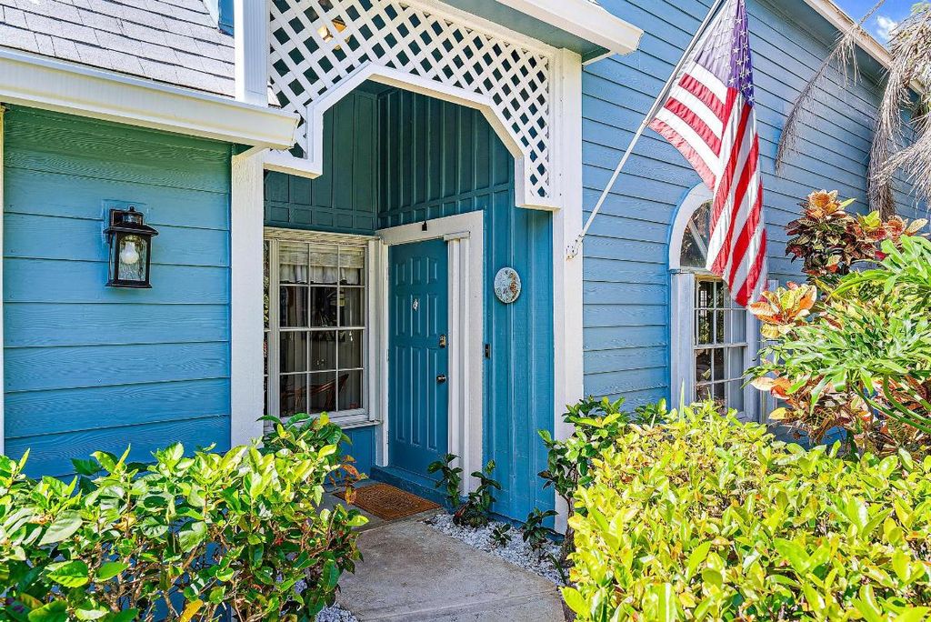 Photo of 1528 Ocean Dunes Circle, Jupiter, FL 33477 (MLS # R10983071)