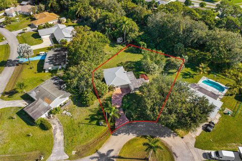 Photo of 123 Aldea Court, Port Saint Lucie, FL 34952 (MLS # R11143354)