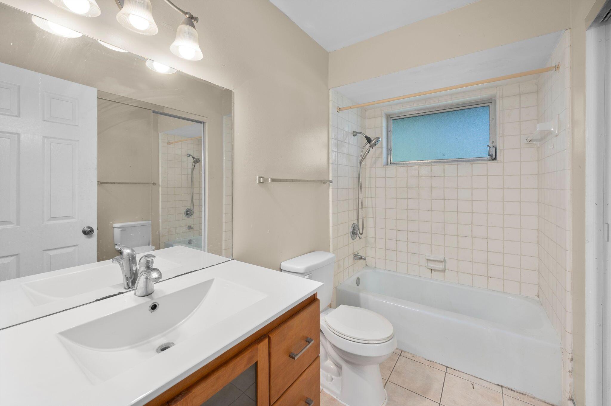 RIVER PARK-UNIT 3- BLK 28 - Residential