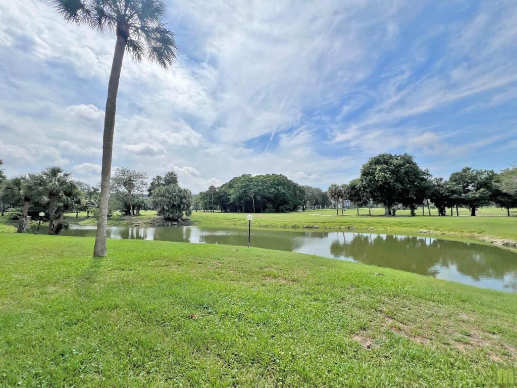 Palm Aire - Residential