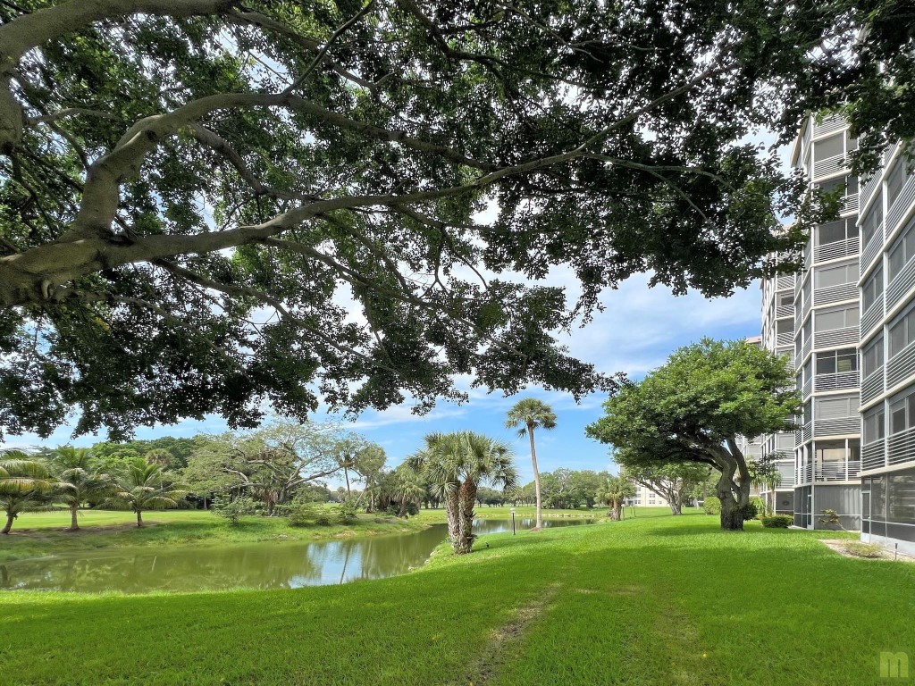 Palm Aire - Residential