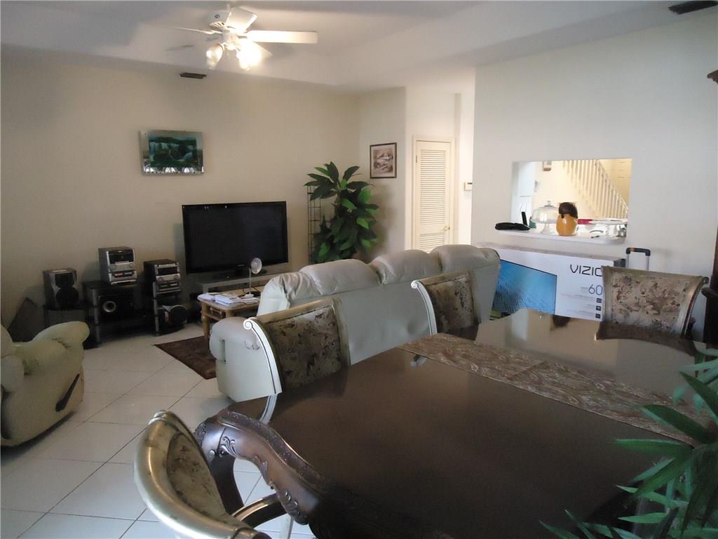 Coral Palm Village - Residential