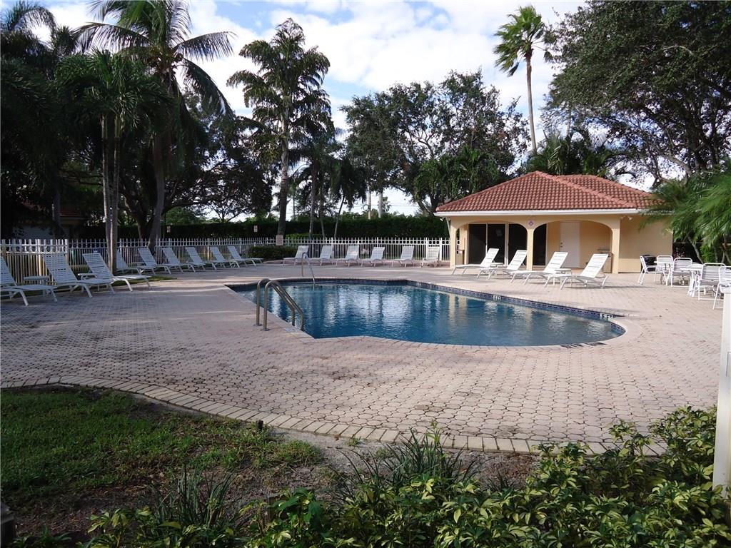 Coral Palm Village - Residential
