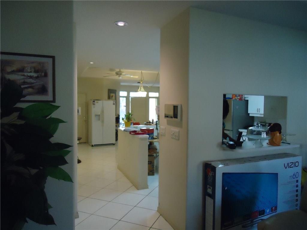 Coral Palm Village - Residential