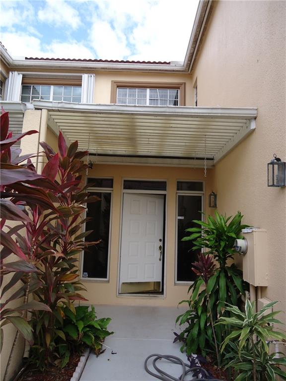 Coral Palm Village - Residential
