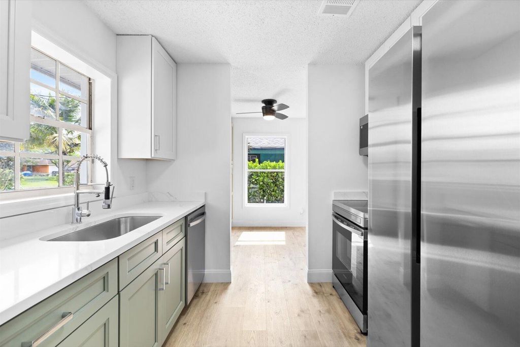 Photo of 6681 4th Street, Jupiter, FL 33458 (MLS # R11096858)