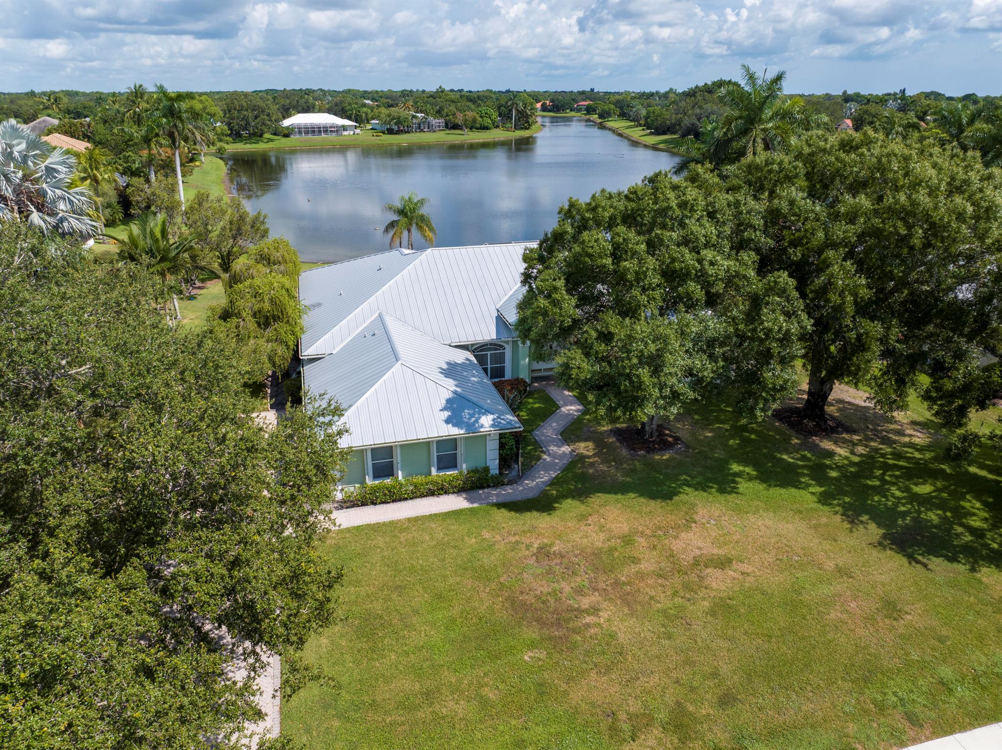 5530 SW Orchid Bay Drive