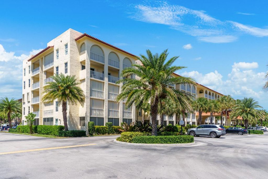 Photo of 951 De Soto Road #332, Boca Raton, FL 33432 (MLS # R10990264)