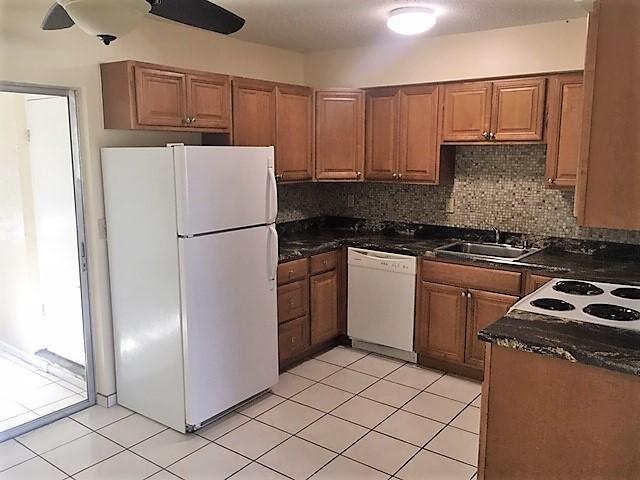 IMPERIAL VILLAS CONDO - Residential Lease