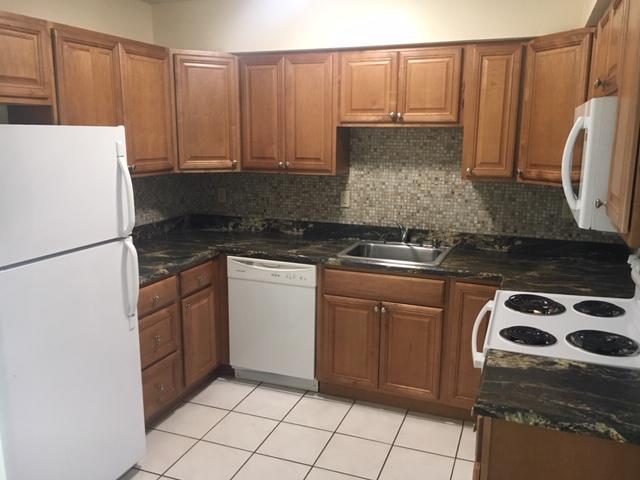 IMPERIAL VILLAS CONDO - Residential Lease