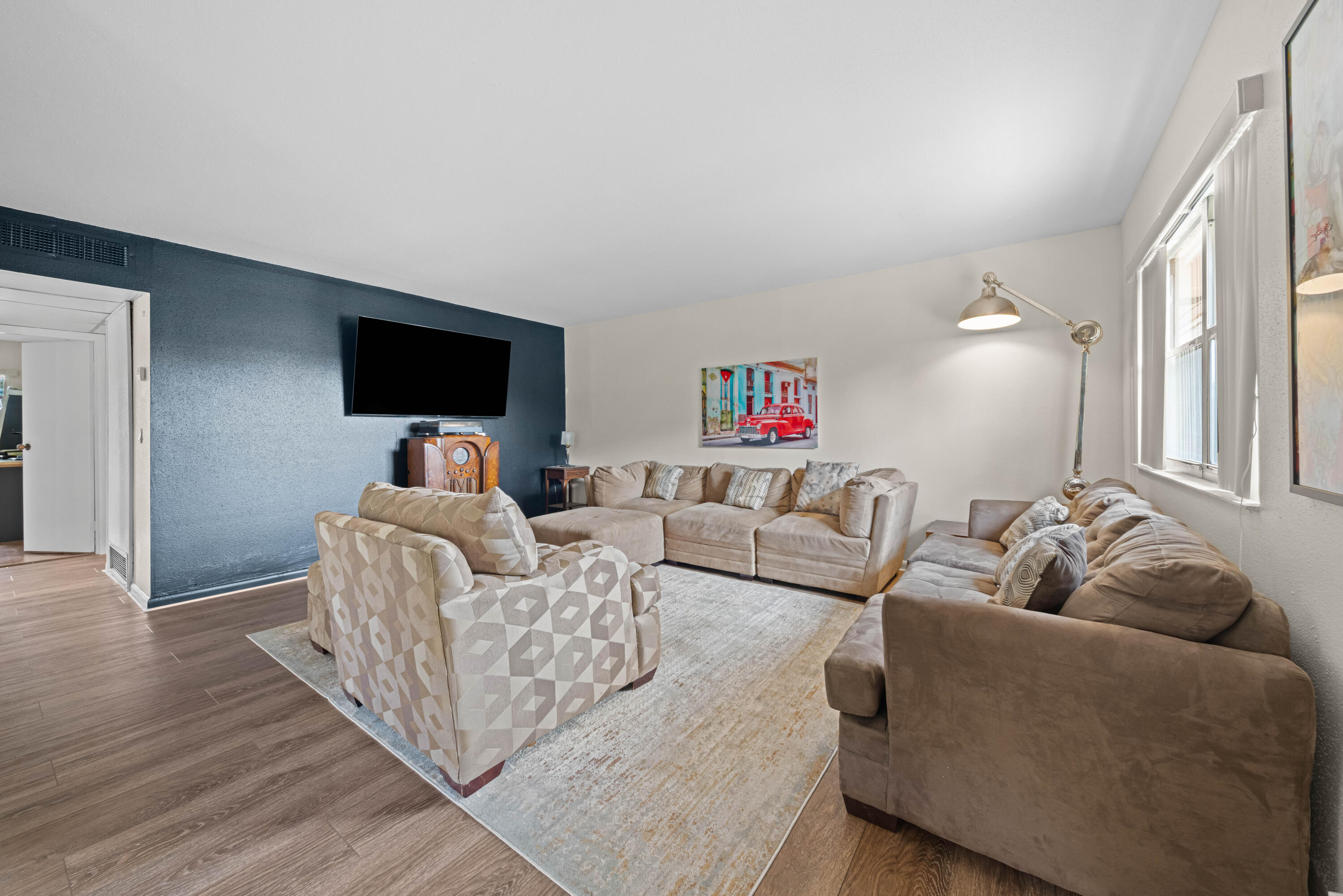 KINGS POINT BRITTANY COND - Residential Lease