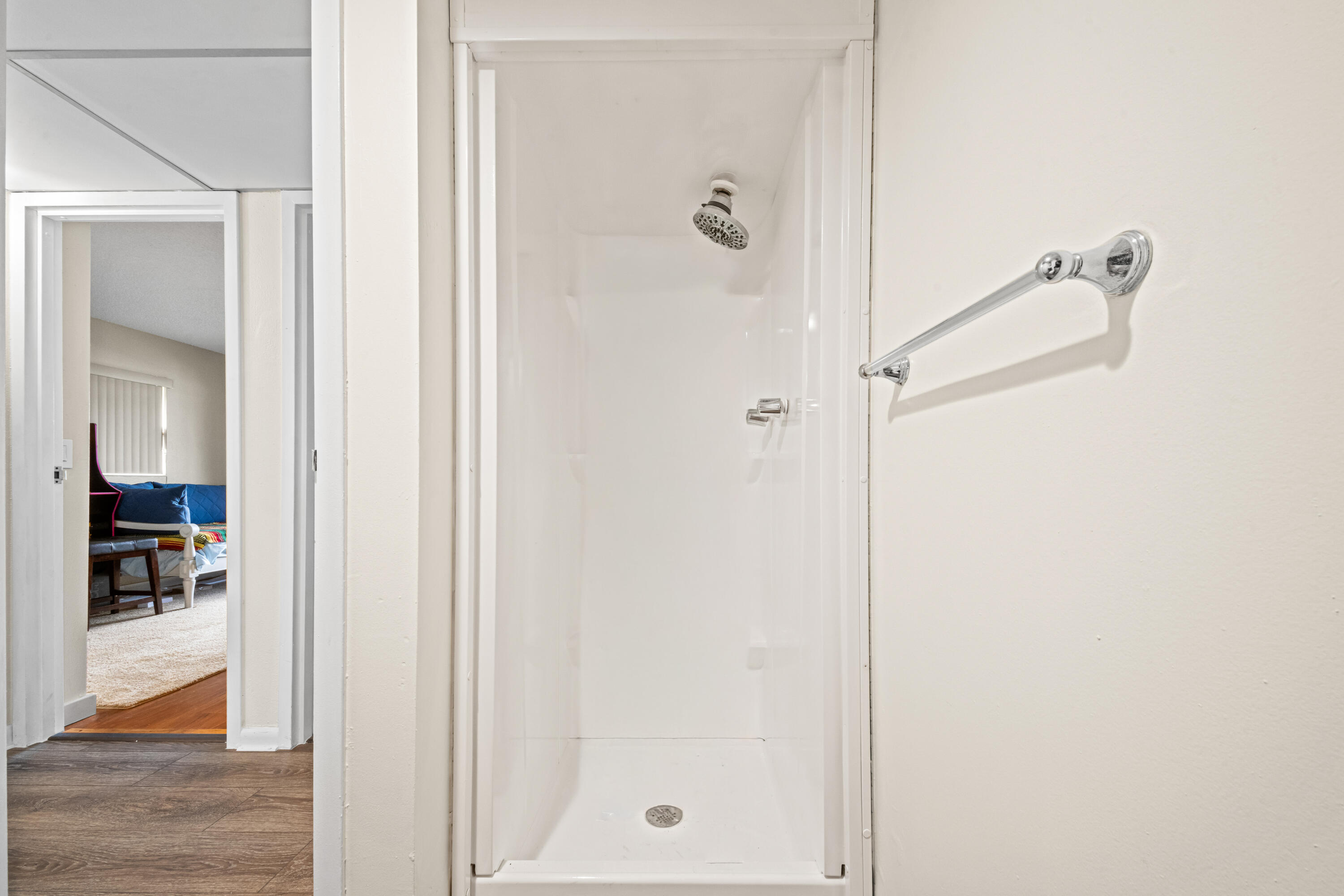 KINGS POINT BRITTANY COND - Residential Lease