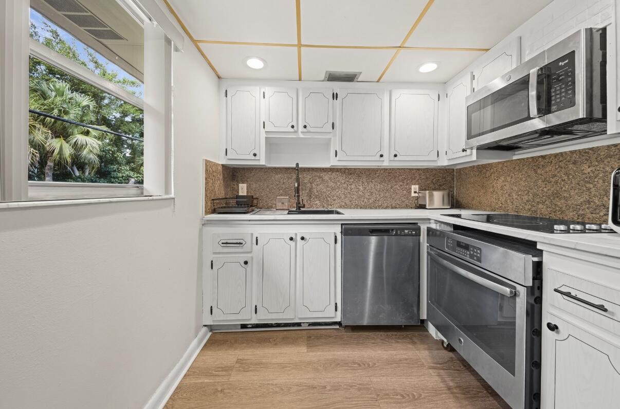 KINGS POINT BRITTANY COND - Residential Lease