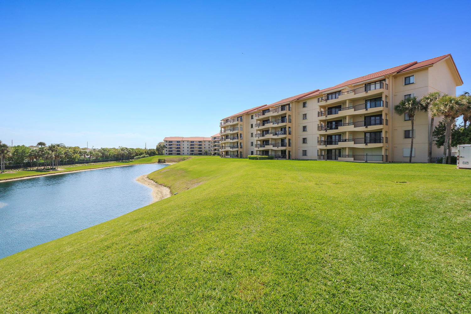 THE OCEANS AT THE BLUFFS - Residential