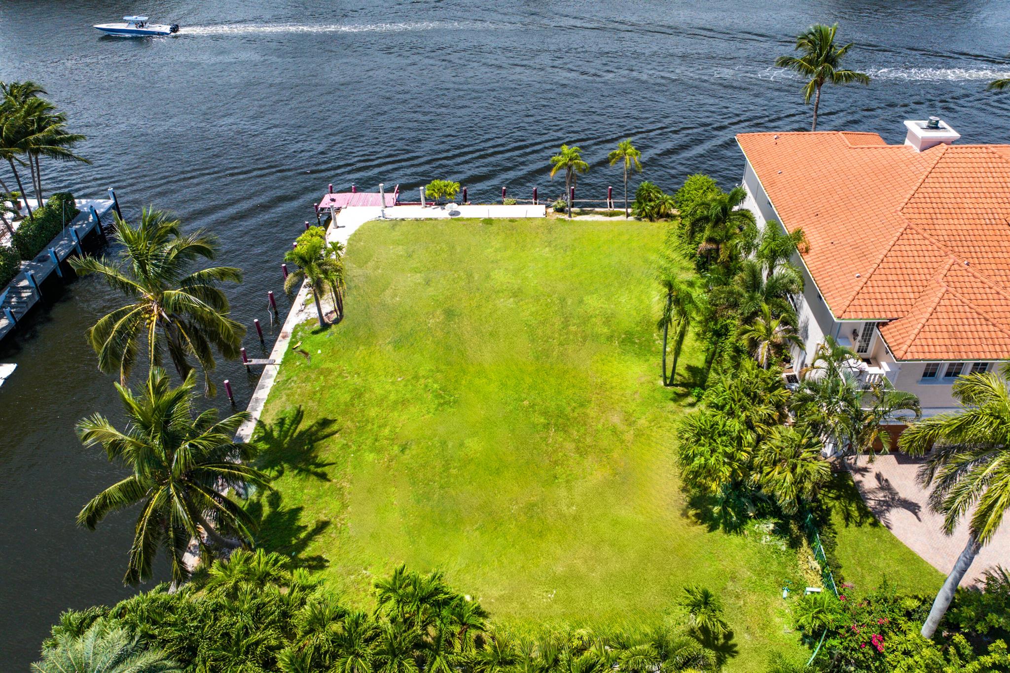 1004-1006 RHODES VILLA - Land