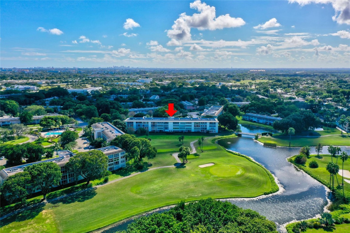 WYNMOOR VILLAGE - Residential